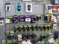 Lot diverse it gadgets wo. muizen, tablet covers, printpapier, enz - afbeelding 1 van  4