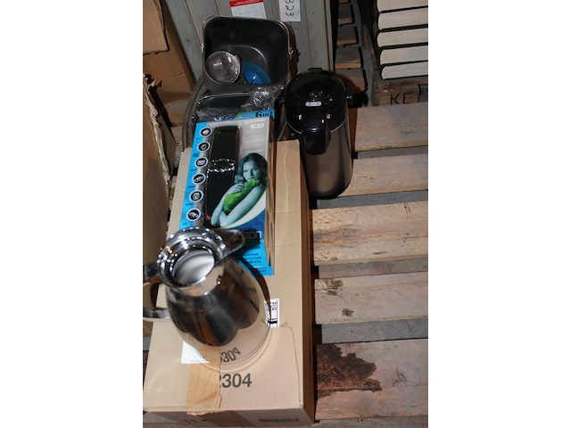 Lot diverse items (koffiekan, thermos etc.) - afbeelding 1 van  4