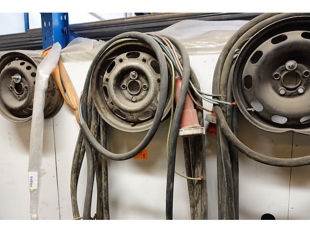 Lot diverse kabels & slangen - afbeelding 7 van  7