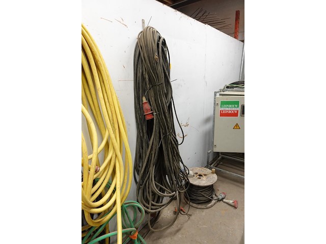 Lot diverse kabels & slangen - afbeelding 6 van  11