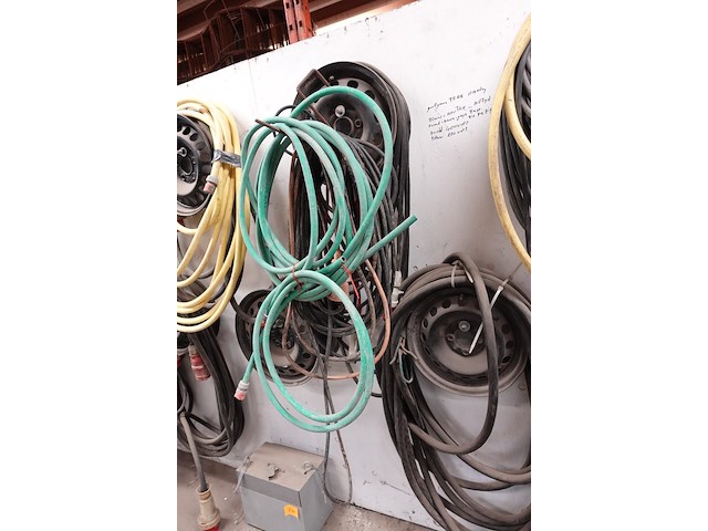Lot diverse kabels & slangen - afbeelding 11 van  11