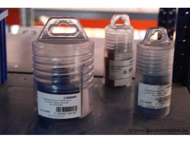 Lot diverse klokboren berner - afbeelding 2 van  3