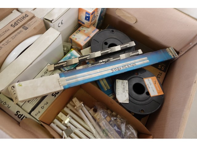 Lot diverse lampen - afbeelding 4 van  10