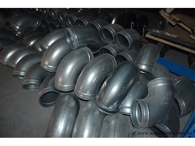 Lot diverse luchtkanalen en toebehoren, wo. gemotoriseerde kleppen, werking niet gekend - afbeelding 4 van  5