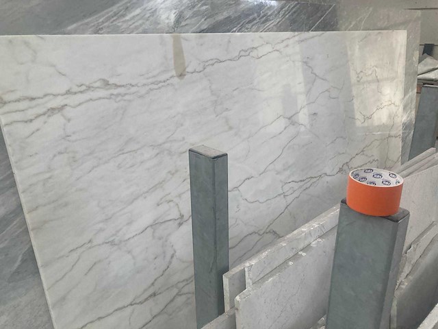 Lot diverse marmers pietra forte tot gris des ardennes - afbeelding 8 van  13