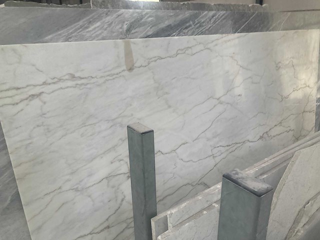 Lot diverse marmers pietra forte tot gris des ardennes - afbeelding 9 van  13