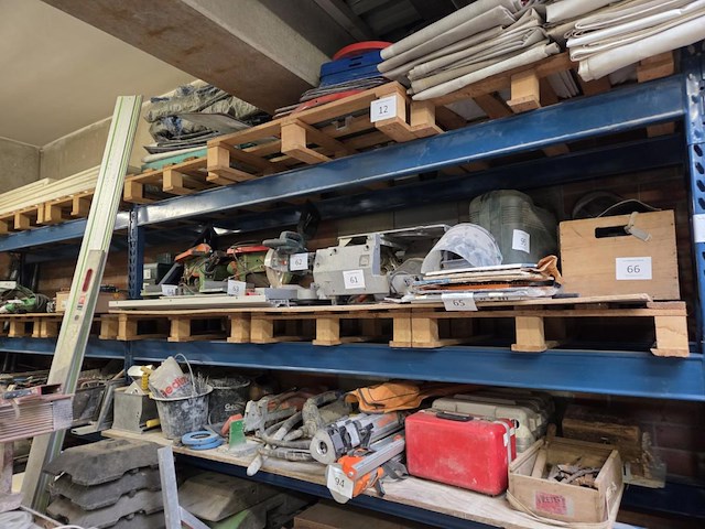 Lot diverse paletten - afbeelding 4 van  5