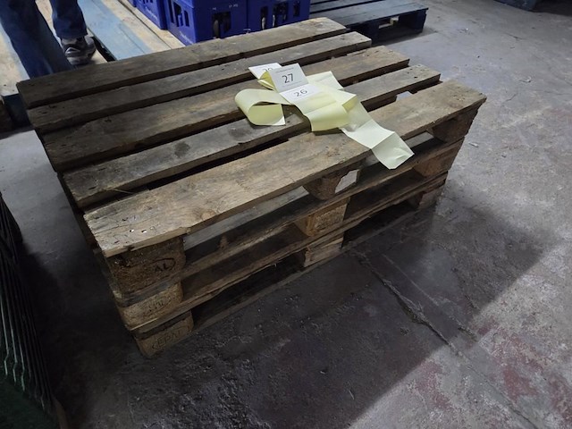 Lot diverse pallets - afbeelding 3 van  6