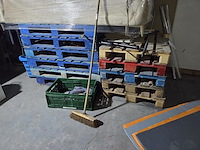 Lot diverse pallets - afbeelding 6 van  6
