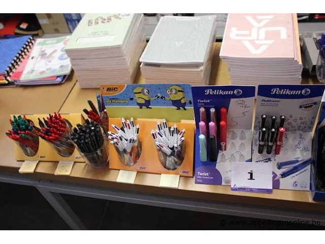 Lot diverse pennen en schriftjes - afbeelding 3 van  3