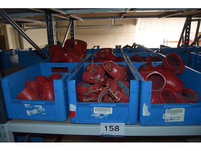 Lot diverse pijpfittingen - afbeelding 1 van  4