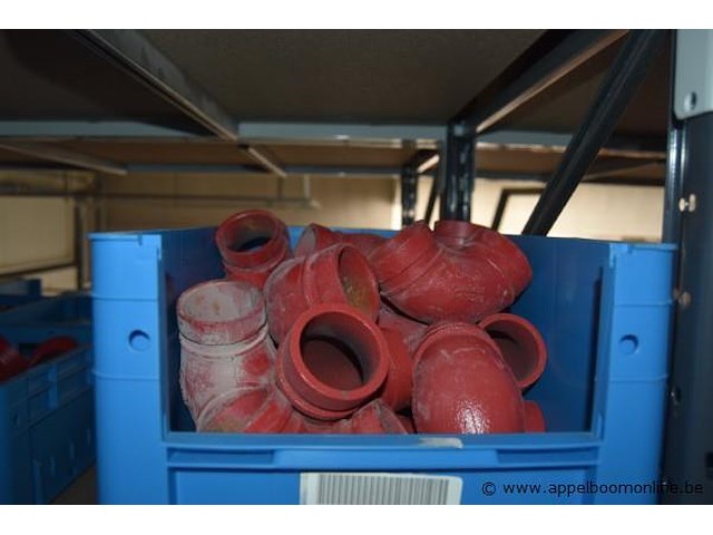 Lot diverse pijpfittingen - afbeelding 4 van  4