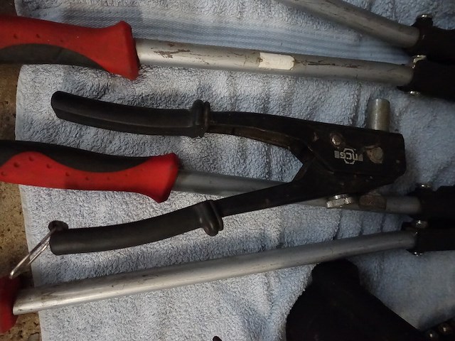 Lot diverse popnageltangen (na te zien) - afbeelding 5 van  7