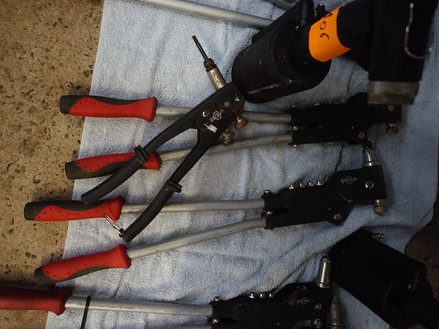 Lot diverse popnageltangen (na te zien) - afbeelding 6 van  7