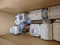 Lot diverse potjes - afbeelding 1 van  1