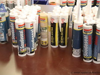 Lot diverse producten soudal wo soudal quick & clean soudal soudaseal 215lm soudal acryl extra - afbeelding 2 van  4