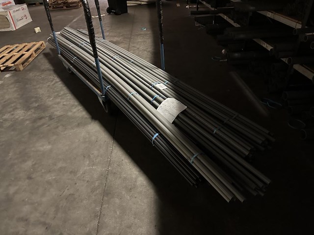 Lot diverse pvc afvoer buizen dyka wo. dia 32 - afbeelding 1 van  3