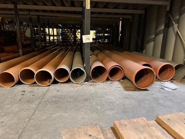 Lot diverse pvc afvoerbuizen - dia 160 & 200 - afbeelding 1 van  6