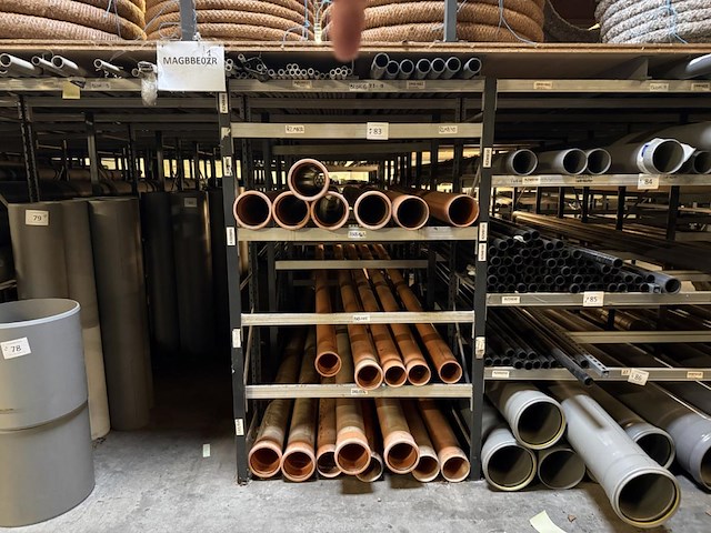 Lot diverse pvc afvoerbuizen - oranje - dia 160 - 110 - 125 - afbeelding 2 van  7