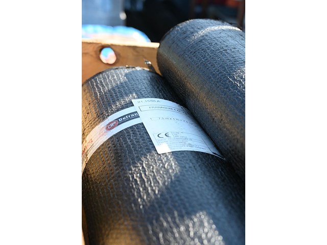 Lot diverse roofing - afbeelding 2 van  3