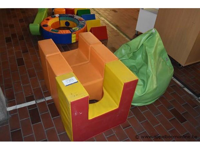 Lot diverse schuimkussens - afbeelding 1 van  1