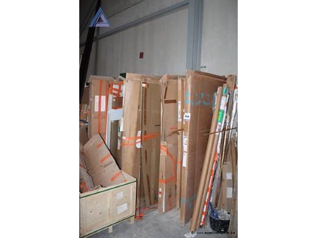 Lot diverse showroom glazen douchewanden, diverse maten - afbeelding 1 van  2