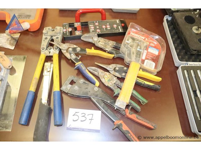 Lot diverse speciaaltangen - afbeelding 1 van  4