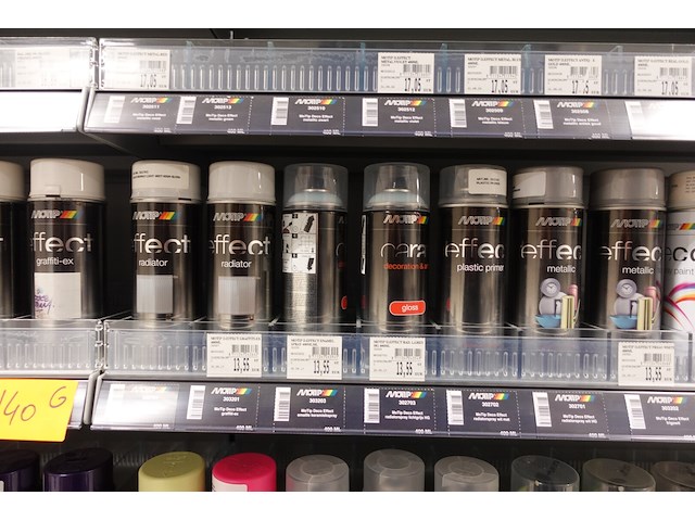 Lot diverse spuitbussen - afbeelding 9 van  14