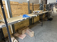 Lot diverse stellingen + werktafel - afbeelding 5 van  9