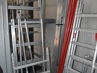 Lot diverse stellingonderdelen, altrex - afbeelding 2 van  4