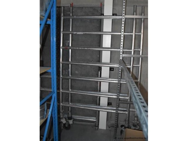 Lot diverse stellingonderdelen, altrex - afbeelding 4 van  4