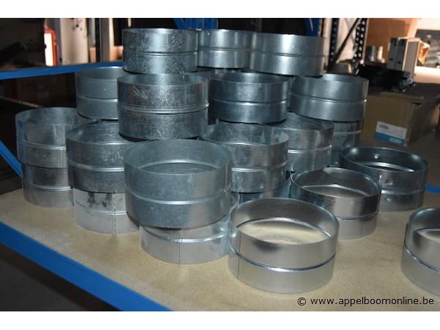 Lot diverse ventilatie onderdelen en hulpstukken - afbeelding 5 van  6