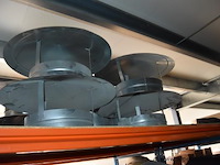 Lot diverse ventilatie onderdelen en materialen, wo. r-vent - afbeelding 4 van  7