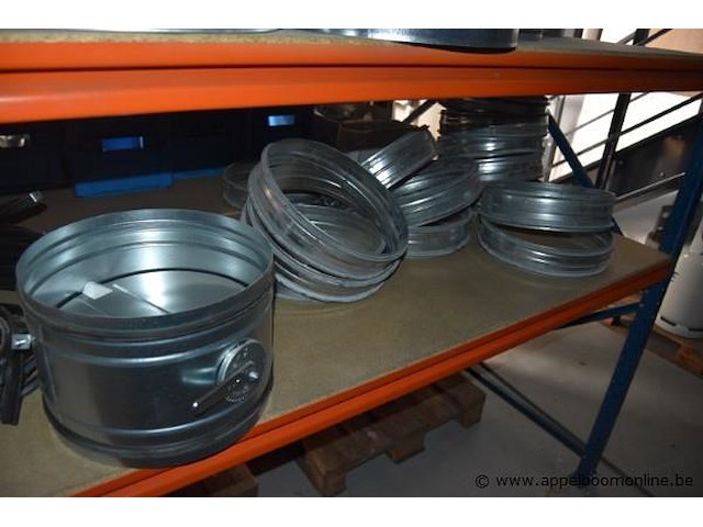 Lot diverse ventilatie onderdelen en materialen, wo. r-vent - afbeelding 7 van  7