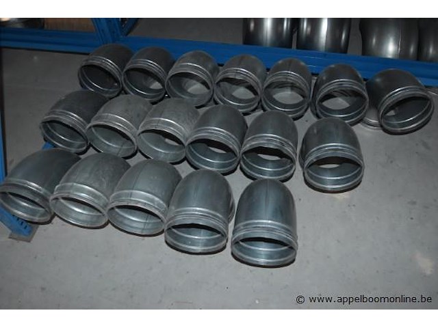 Lot diverse ventilatie onderdelen en materialen, wo. systemair, regelunit tune-e-100-3-m, werking niet gekend - afbeelding 7 van  8