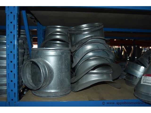 Lot diverse ventilatie onderdelen en materialen - afbeelding 5 van  6