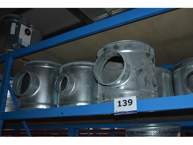 Lot diverse ventilatie onderdelen, wo. bochten, t-stukken en kanalen - afbeelding 3 van  4