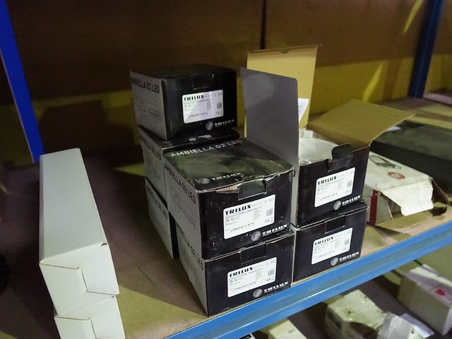 Lot diverse verlichting - afbeelding 14 van  19