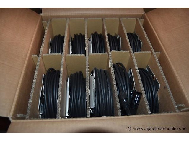 Lot diverse vermogensoptimalisators, wo. solaredge, p600-5rm4mfl, werking niet gekend - afbeelding 3 van  4