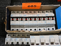 Lot diverse vynckier - afbeelding 2 van  5