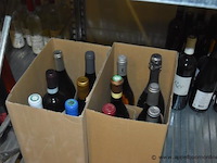 Lot diverse wijnen, wo. rode, rosé en mousserende wijn - afbeelding 4 van  4