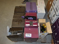 Lot diverse wijnen - afbeelding 1 van  3