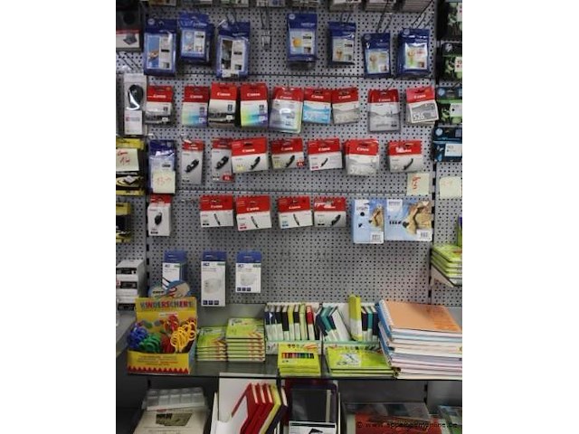 Lot diverse wo. inktpatronen, schriftjes, pennen etc - afbeelding 1 van  4