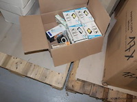 Lot diverse wo. thermische rollen, inpakpapier - afbeelding 3 van  3