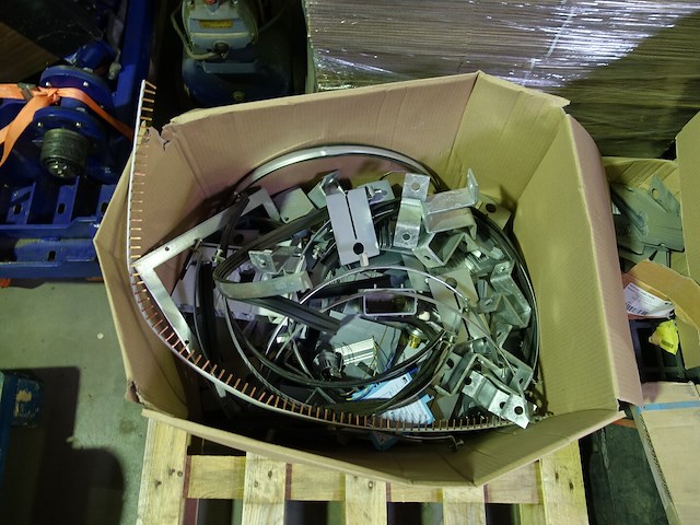 Lot diversen electro toebehoren - afbeelding 7 van  9