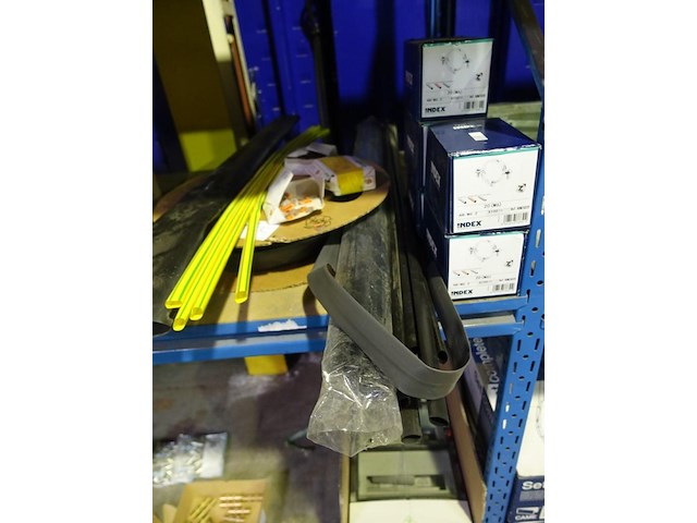 Lot diversen - afbeelding 23 van  25