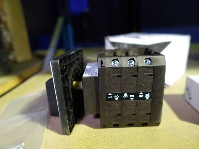 Lot diversen - afbeelding 9 van  25