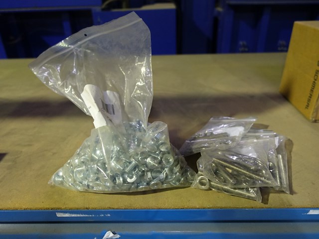 Lot diversen - afbeelding 9 van  16