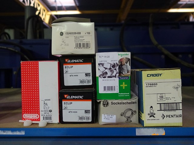 Lot diversen - afbeelding 8 van  25