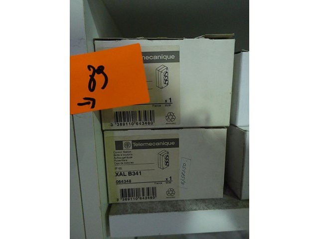 Lot diversen - afbeelding 2 van  8